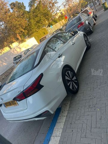 ניסאן אלטימה