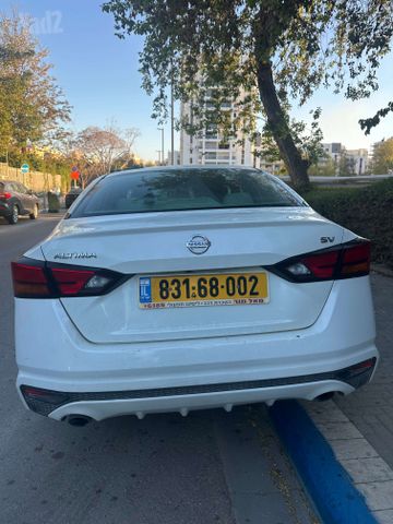 מודעת רכב ניסאן אלטימה