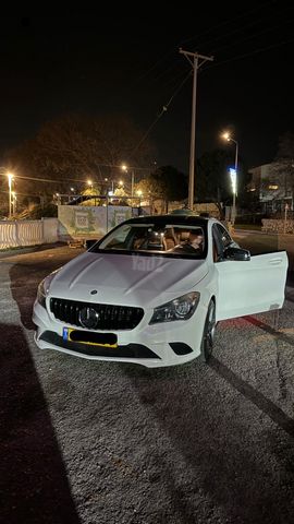 מודעת רכב מרצדס-בנץ CLA