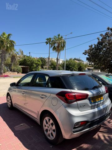 יונדאי i20