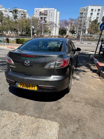 מאזדה 3