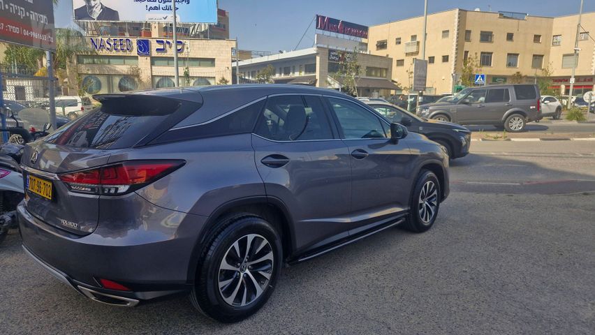 לקסוס RX