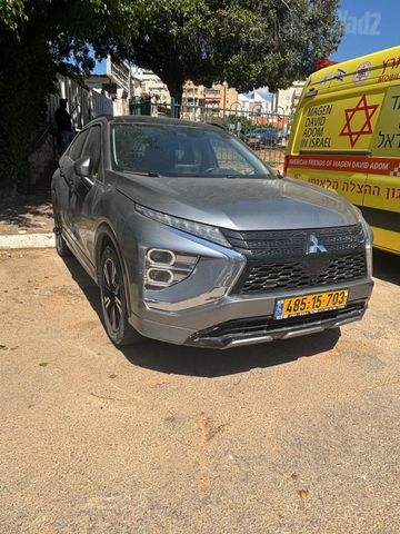 מיצובישי אקליפס קרוס