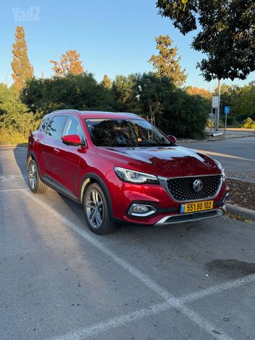מודעת רכב אם ג'י EHS PHEV