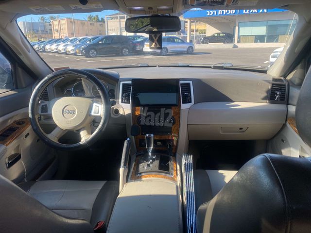 ג'יפ גרנד צ'ירוקי