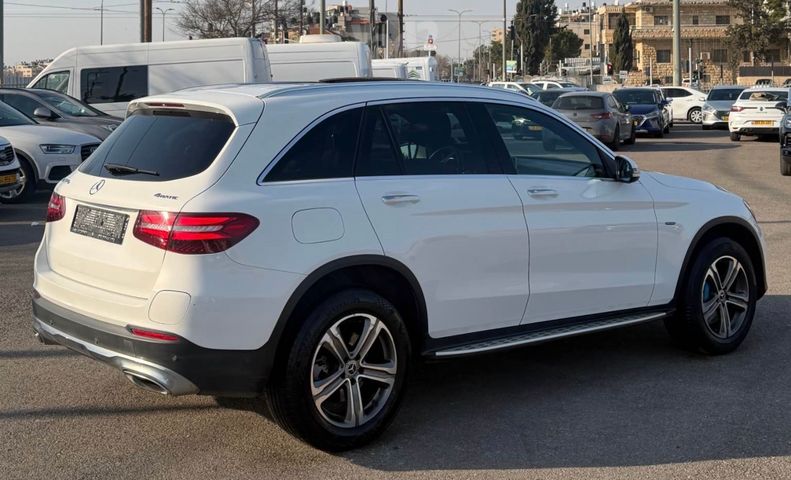 מרצדס-בנץ GLC