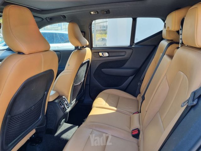 וולוו XC40