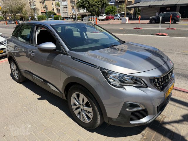 פיג'ו 3008