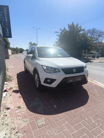 סיאט ארונה