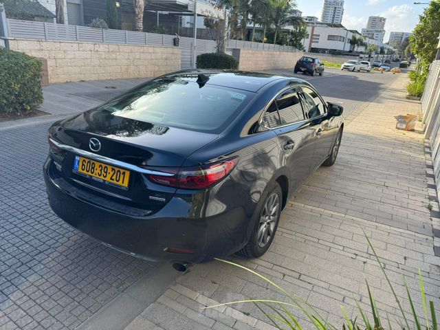 מאזדה 6