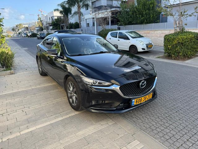 מודעת רכב מאזדה 6