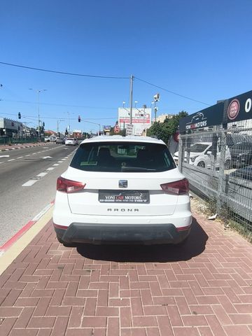 סיאט ארונה