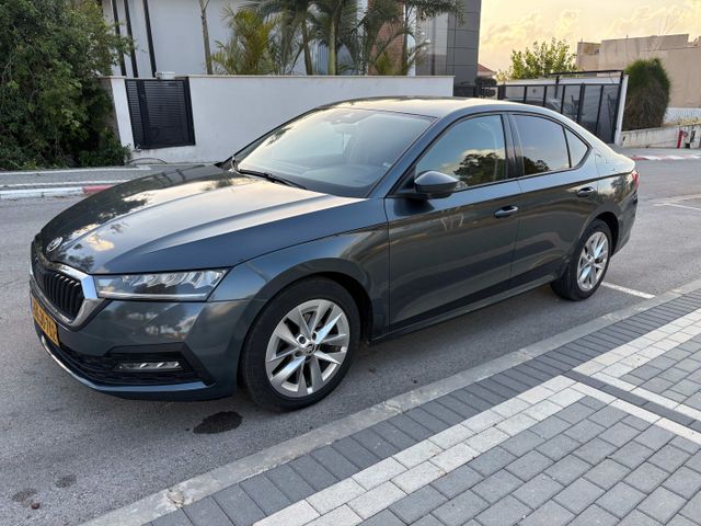 סקודה אוקטביה