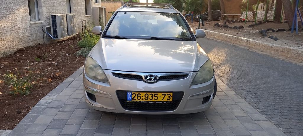 יונדאי i30