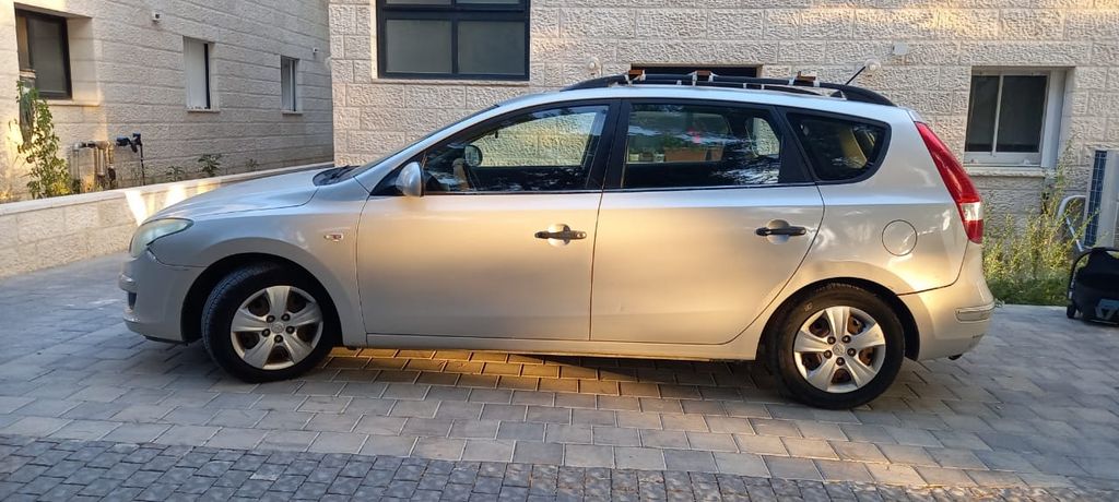 יונדאי i30
