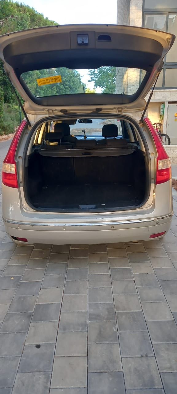 יונדאי i30