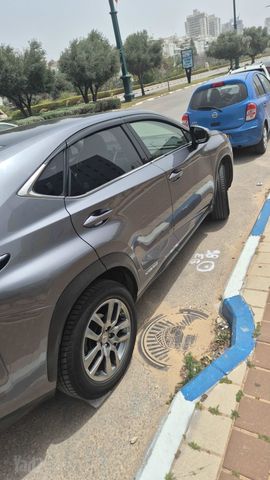 מודעת רכב לקסוס NX
