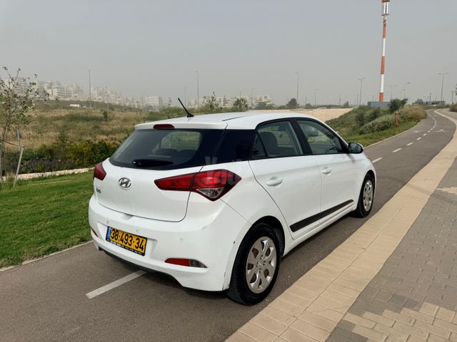 יונדאי i20