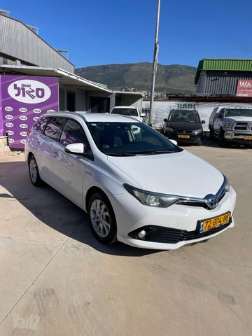 טויוטה אוריס