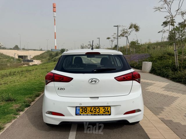 יונדאי i20