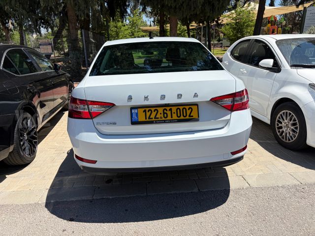 סקודה סופרב