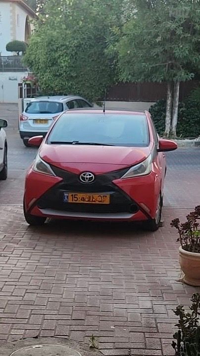 מודעת רכב טויוטה אייגו