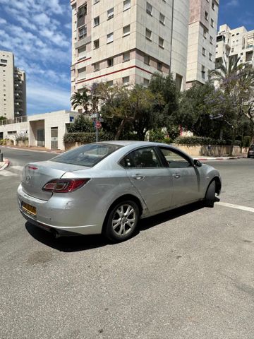 מודעת רכב מאזדה 6