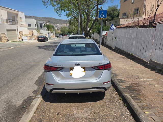 ניסאן סנטרה