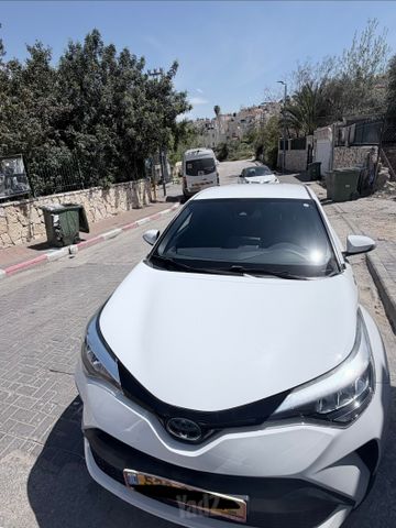 טויוטה C-HR