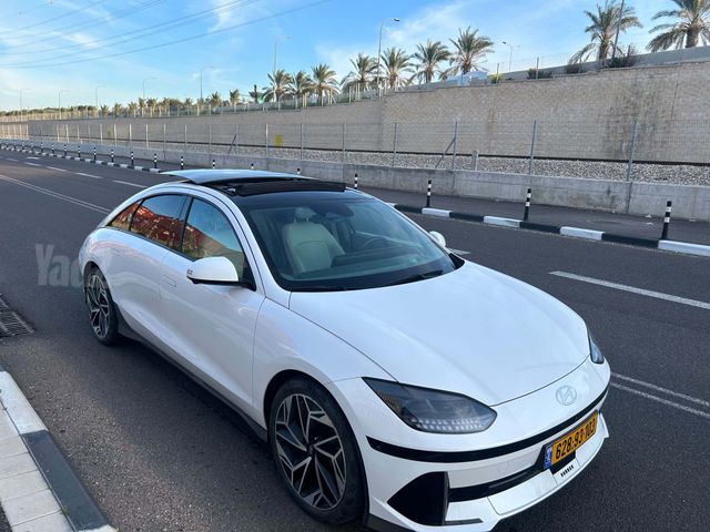 יונדאי איוניק 6