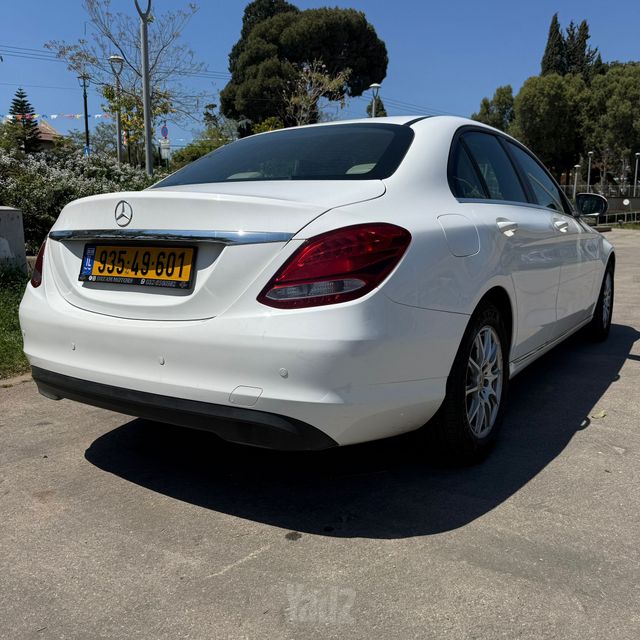 מרצדס-בנץ C-class