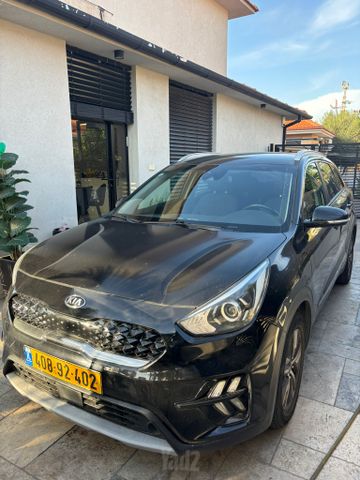 קיה נירו