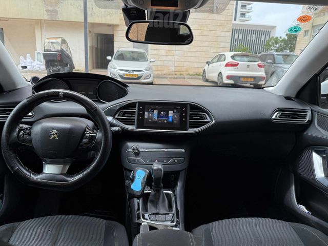 פיג'ו 308