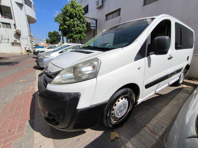 מודעת רכב סיטרואן ג'אמפי