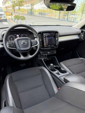 וולוו XC40
