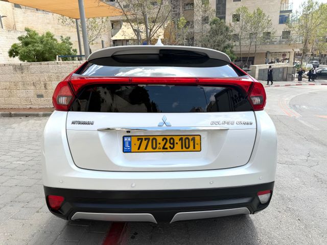 מיצובישי אקליפס קרוס