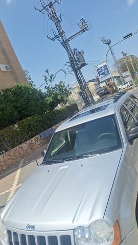 ג'יפ גרנד צ'ירוקי