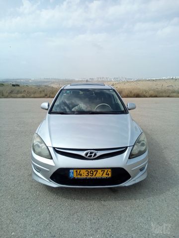 יונדאי i30