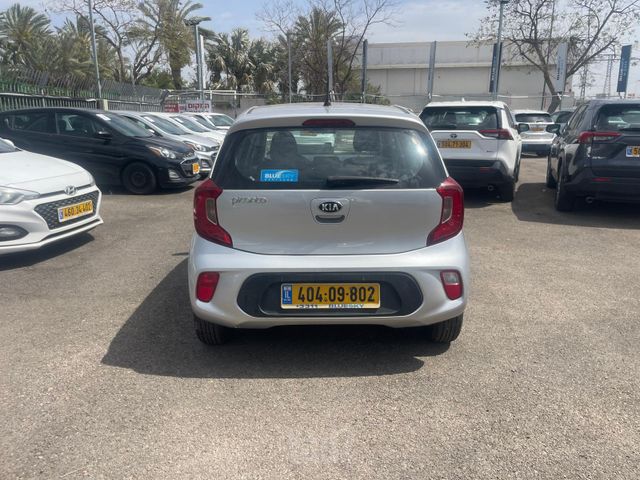 קיה פיקנטו