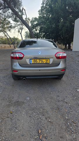 רנו פלואנס