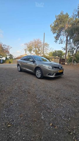 רנו פלואנס