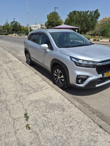 סוזוקי S-Cross