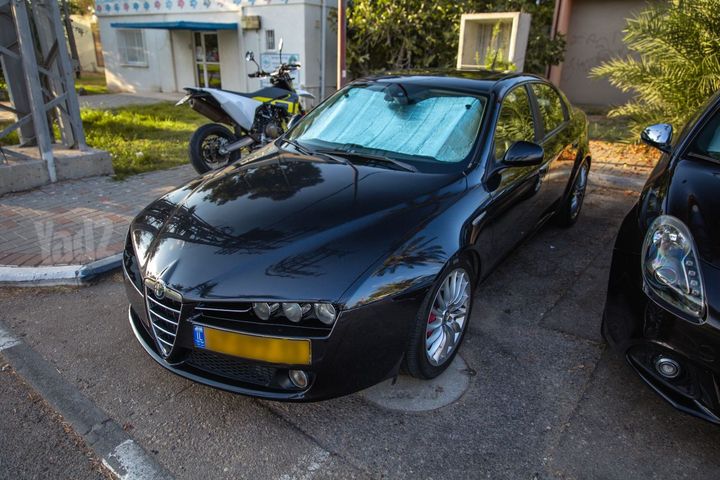 אלפא רומיאו 159