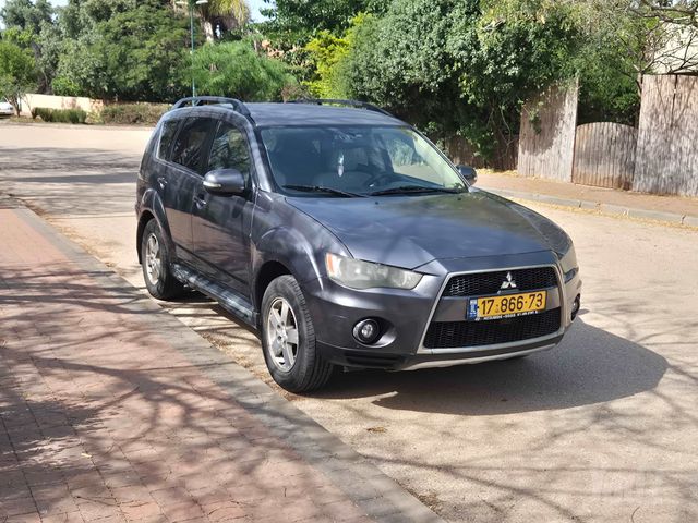 מודעת רכב מיצובישי אאוטלנדר