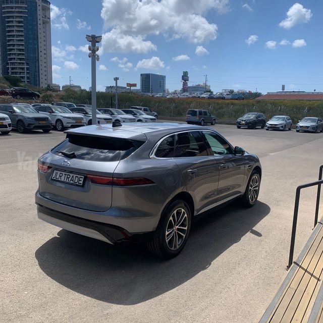 יגואר F-Pace