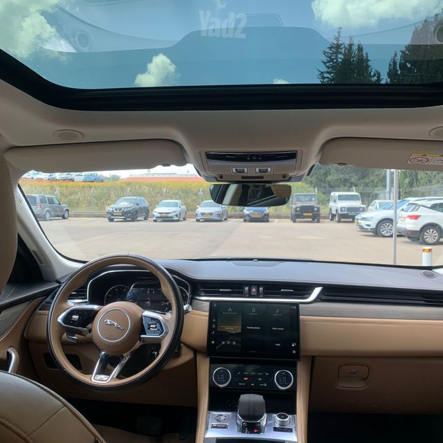 יגואר F-Pace