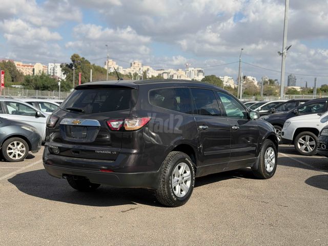 שברולט טראוורס
