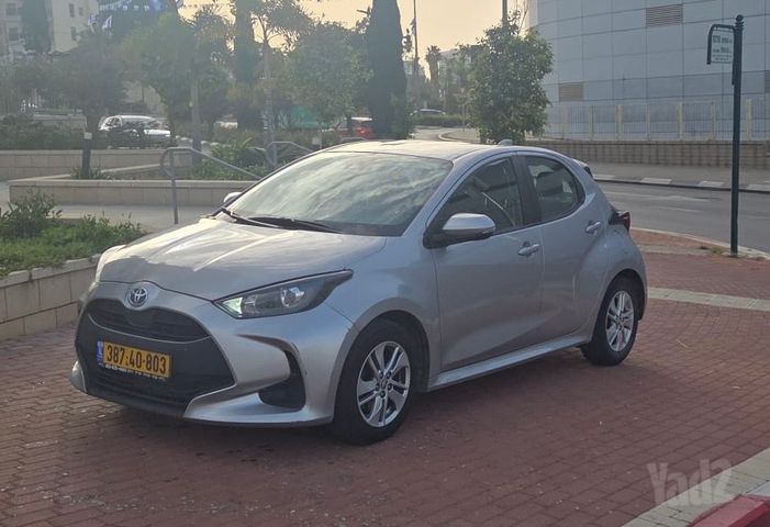 מודעת רכב טויוטה יאריס