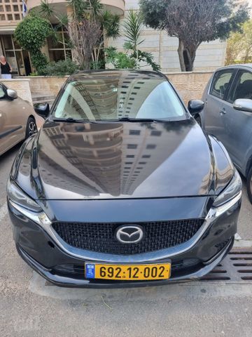 מודעת רכב מאזדה 6
