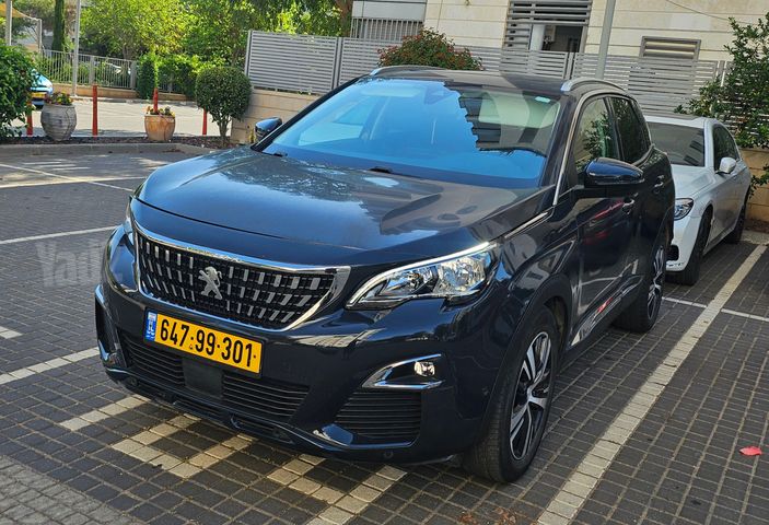 פיג'ו 3008